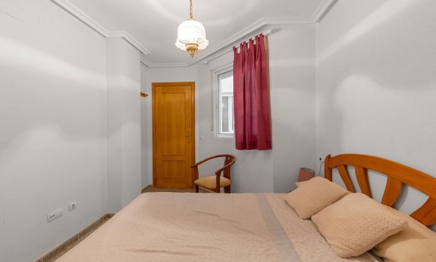 Resale - Apartment / flat -
Torrevieja - La Mata