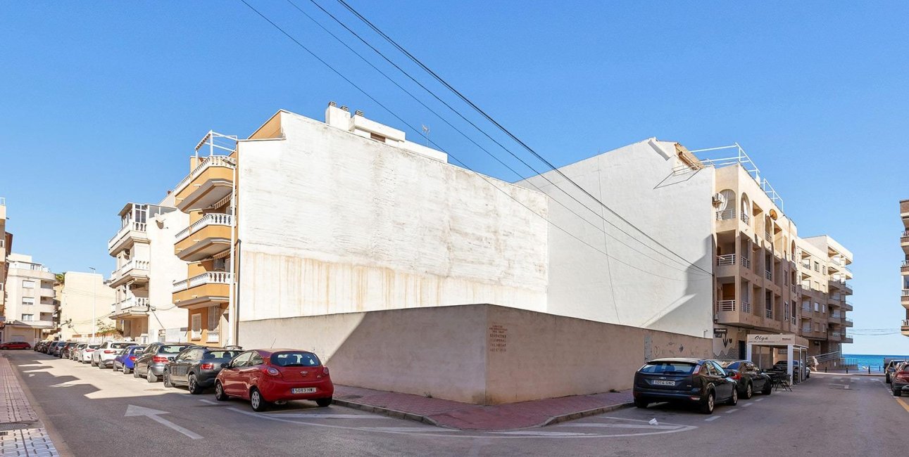 Resale - Apartment / flat -
Torrevieja - La Mata