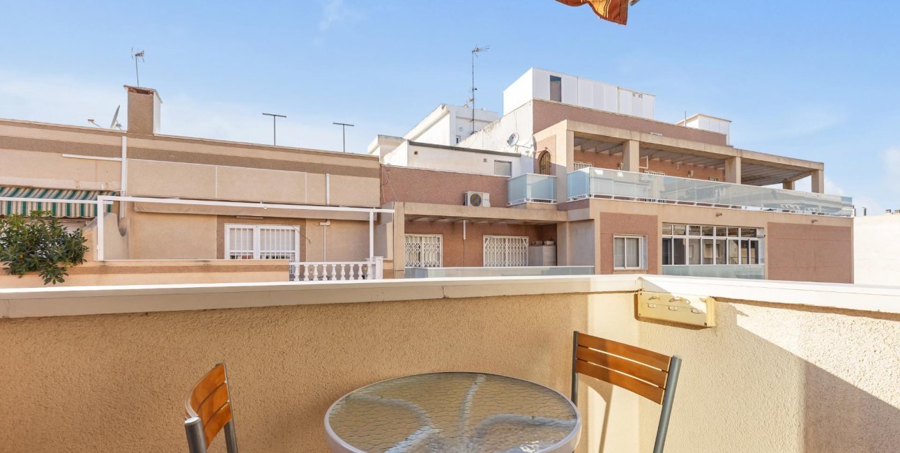 Reventa - Apartamento / piso -
Torrevieja - Estacion de autobuses