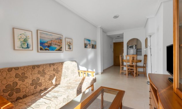 Reventa - Apartamento / piso -
Torrevieja - Estacion de autobuses