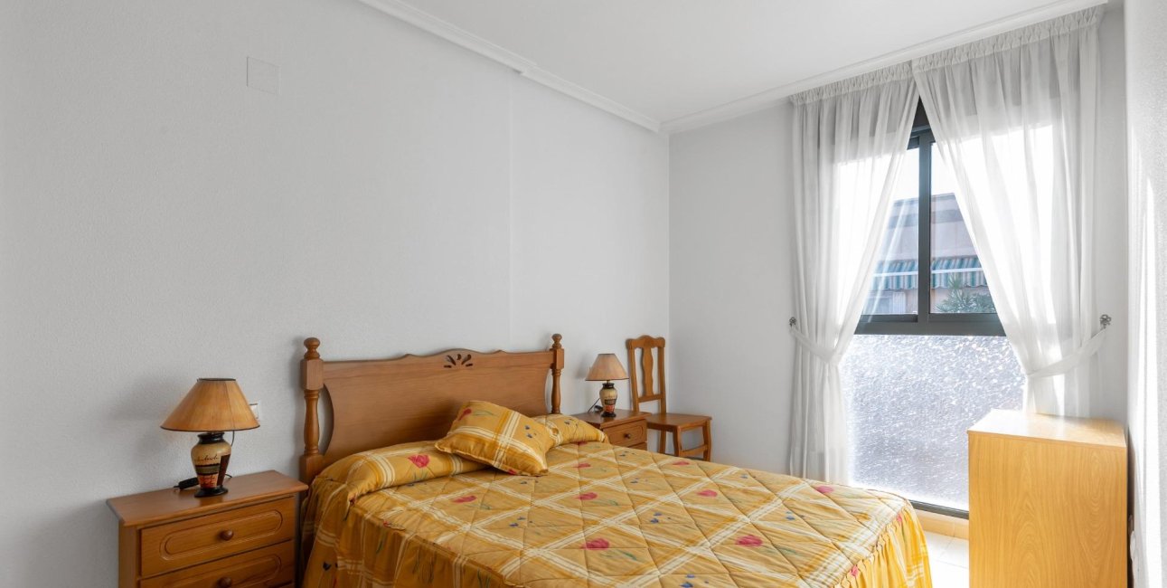 Reventa - Apartamento / piso -
Torrevieja - Estacion de autobuses