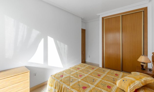 Reventa - Apartamento / piso -
Torrevieja - Estacion de autobuses