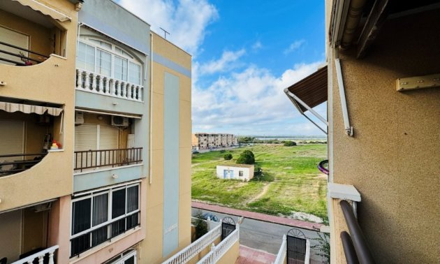 Resale - Apartment / flat -
Torrevieja - Torrevista Playa