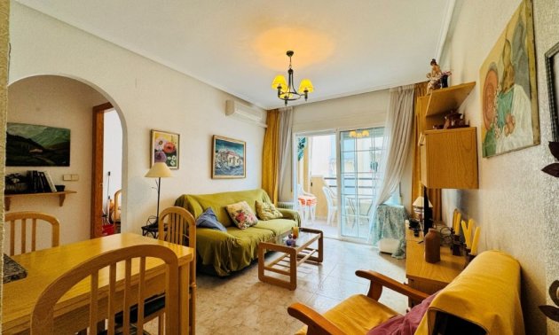 Resale - Apartment / flat -
Torrevieja - Torrevista Playa