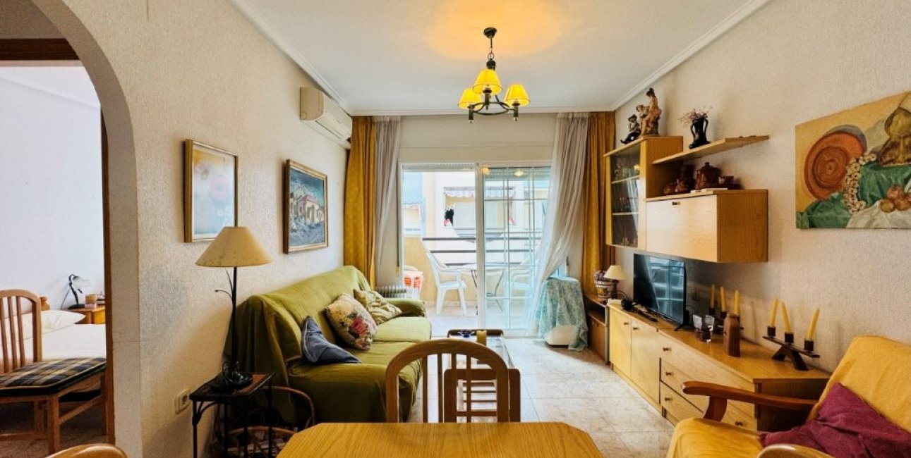 Resale - Apartment / flat -
Torrevieja - Torrevista Playa
