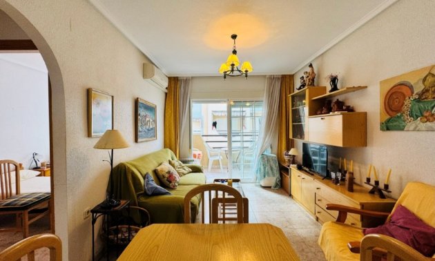 Resale - Apartment / flat -
Torrevieja - Torrevista Playa