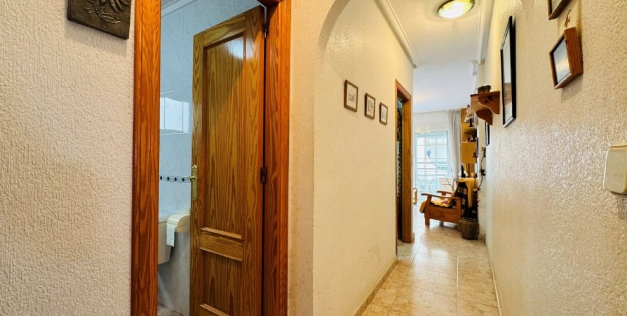 Resale - Apartment / flat -
Torrevieja - Torrevista Playa