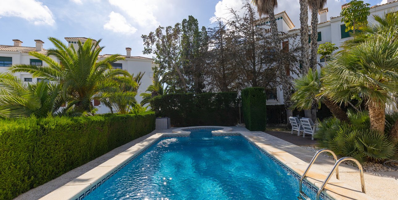 Reventa - Villa -
Orihuela Costa - Las Filipinas