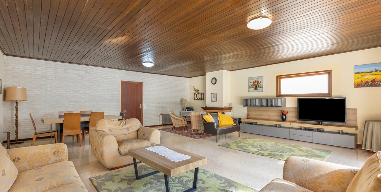 Reventa - Villa -
Orihuela Costa - Las Filipinas