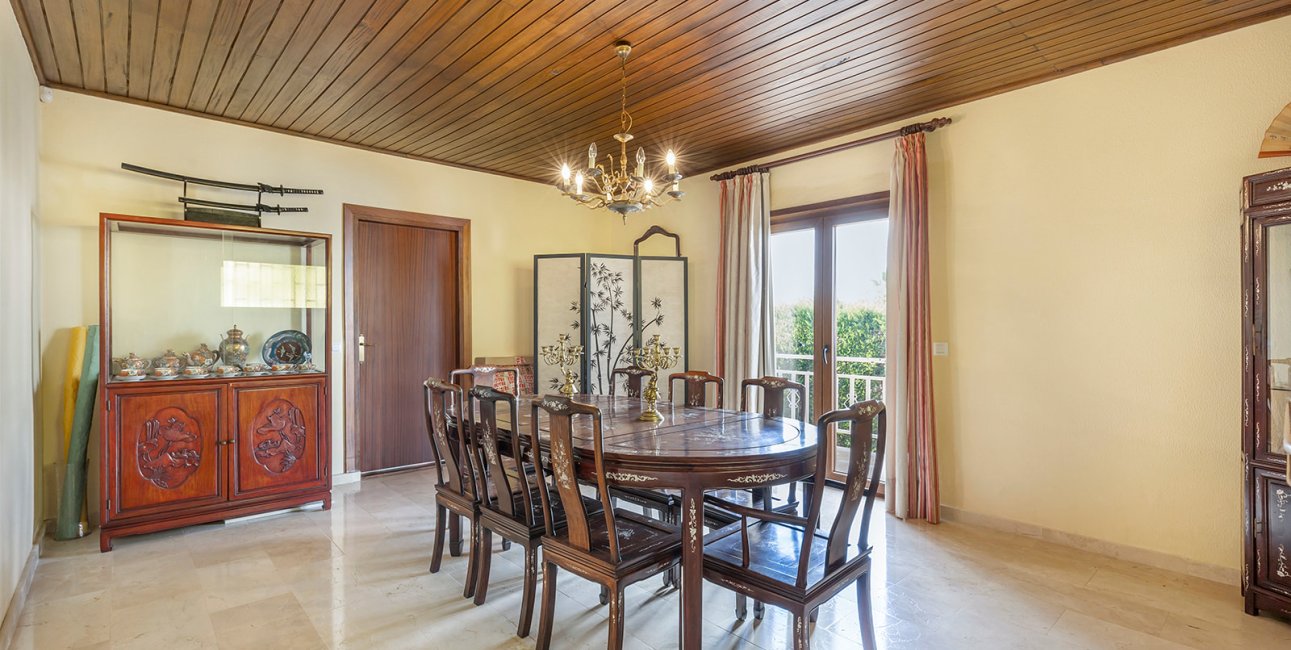 Reventa - Villa -
Orihuela Costa - Las Filipinas