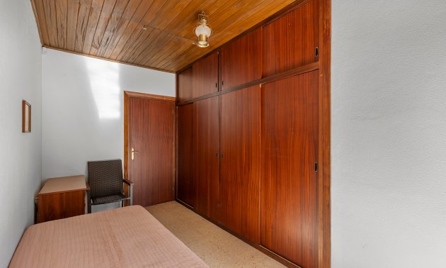 Reventa - Villa -
Orihuela Costa - Las Filipinas