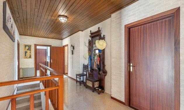 Reventa - Villa -
Orihuela Costa - Las Filipinas