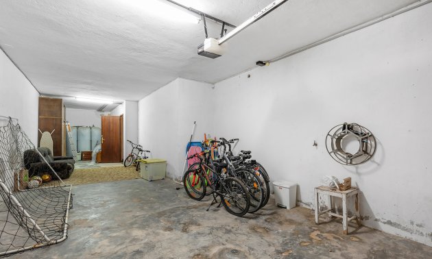 Reventa - Villa -
Orihuela Costa - Las Filipinas