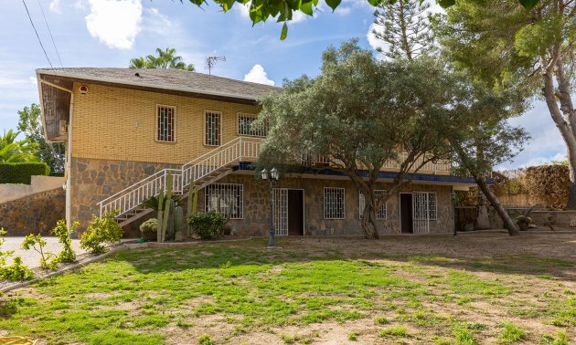 Reventa - Villa -
Orihuela Costa - Las Filipinas