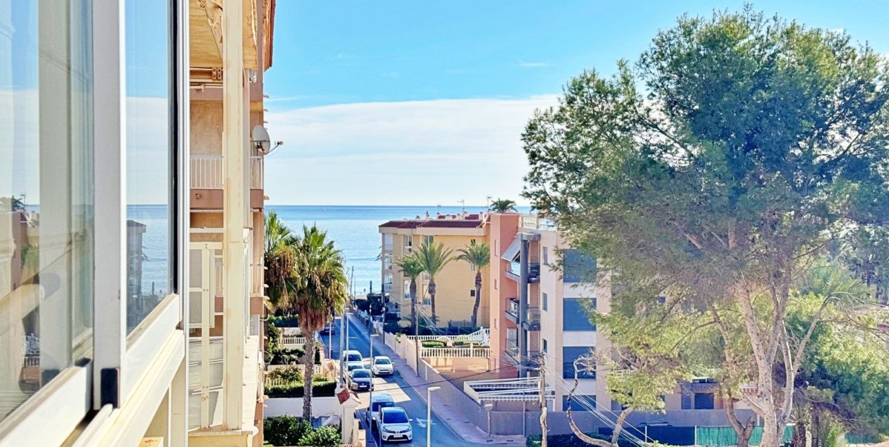 Reventa - Apartamento / piso -
Torrevieja - Punta prima