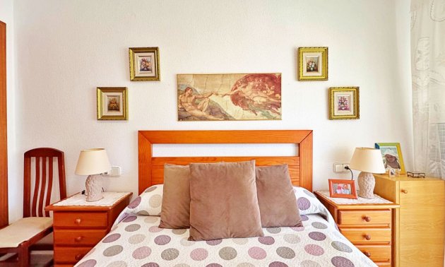 Reventa - Apartamento / piso -
Torrevieja - Punta prima