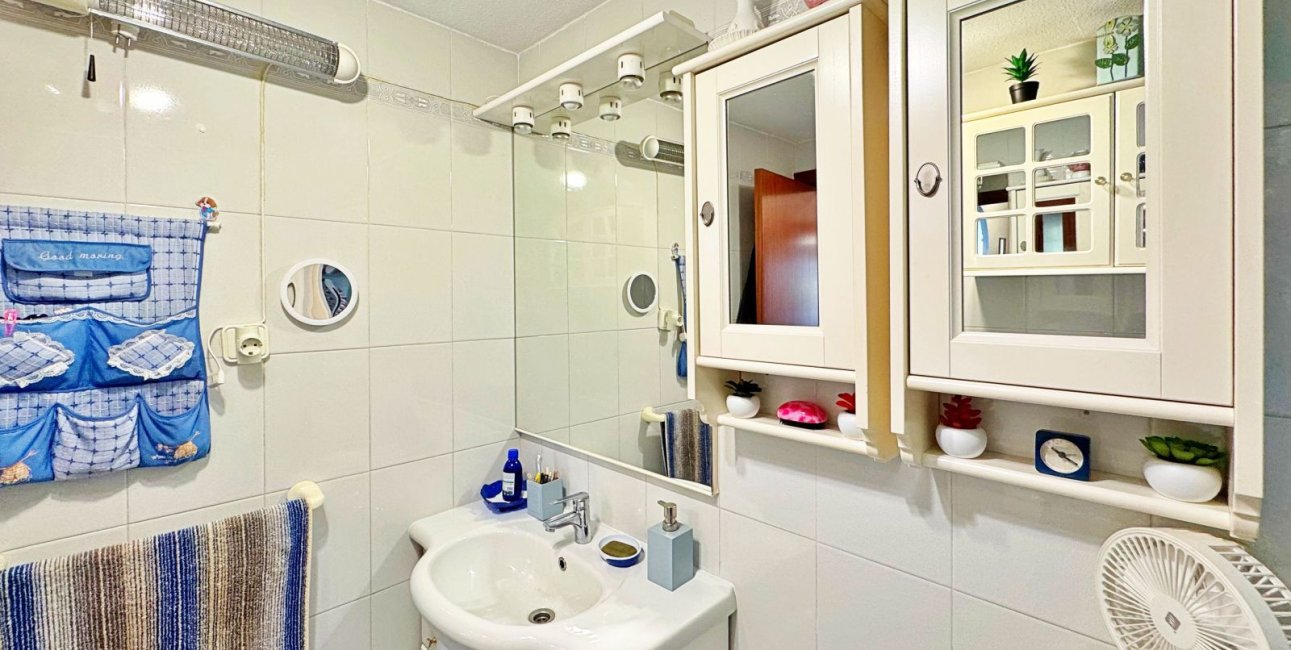 Reventa - Apartamento / piso -
Torrevieja - Punta prima