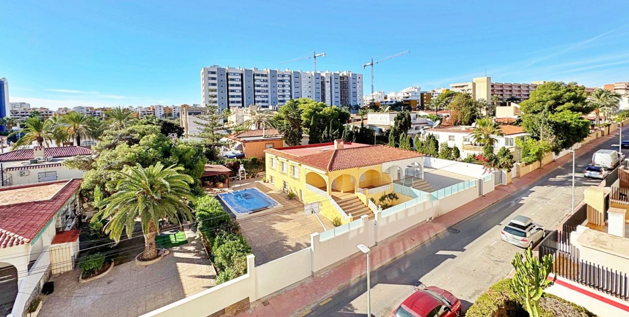 Reventa - Apartamento / piso -
Torrevieja - Punta prima