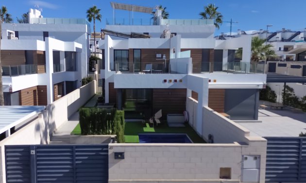 Resale - Townhouse -
Benijofar - Benijofar - Village