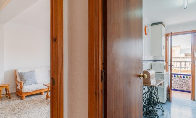 Resale - Apartment / flat -
Torrevieja - Playa de los Naufragos