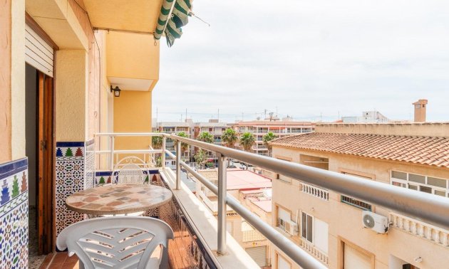 Resale - Apartment / flat -
Torrevieja - Playa de los Naufragos