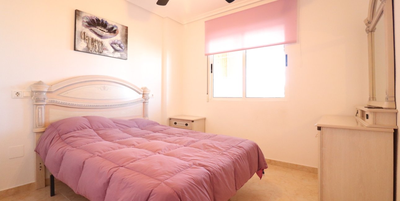 Resale - Apartment / flat -
Torrevieja - San Luis