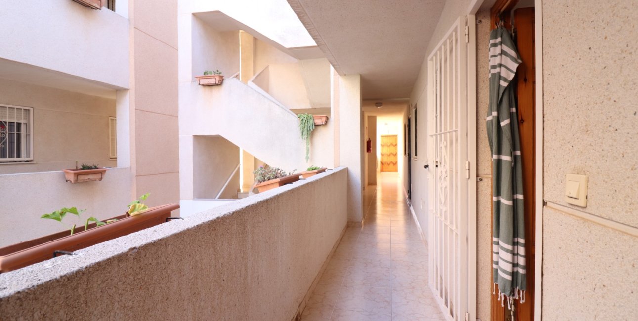 Resale - Apartment / flat -
Torrevieja - San Luis