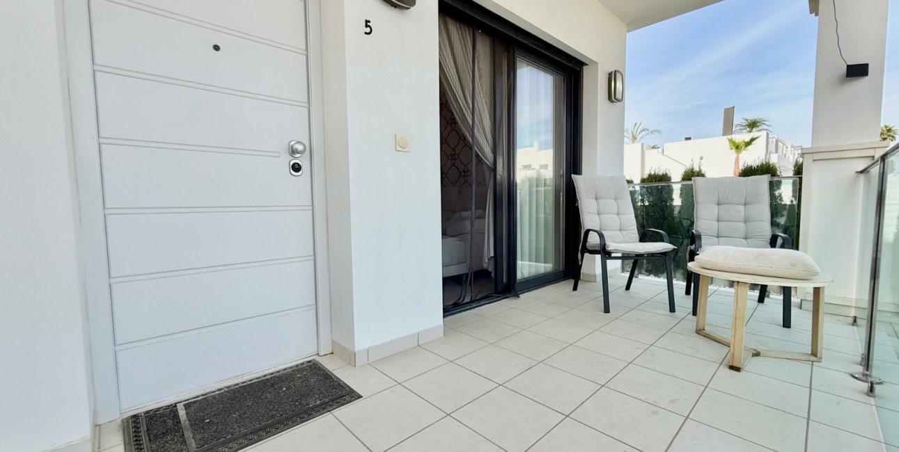 Resale - Townhouse -
Ciudad Quesada - Doña Pepa