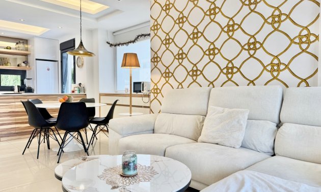 Resale - Townhouse -
Ciudad Quesada - Doña Pepa