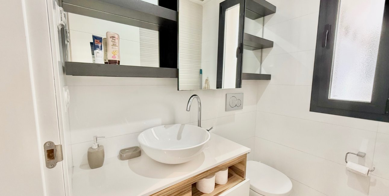 Resale - Townhouse -
Ciudad Quesada - Doña Pepa