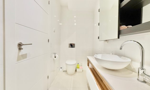 Resale - Townhouse -
Ciudad Quesada - Doña Pepa