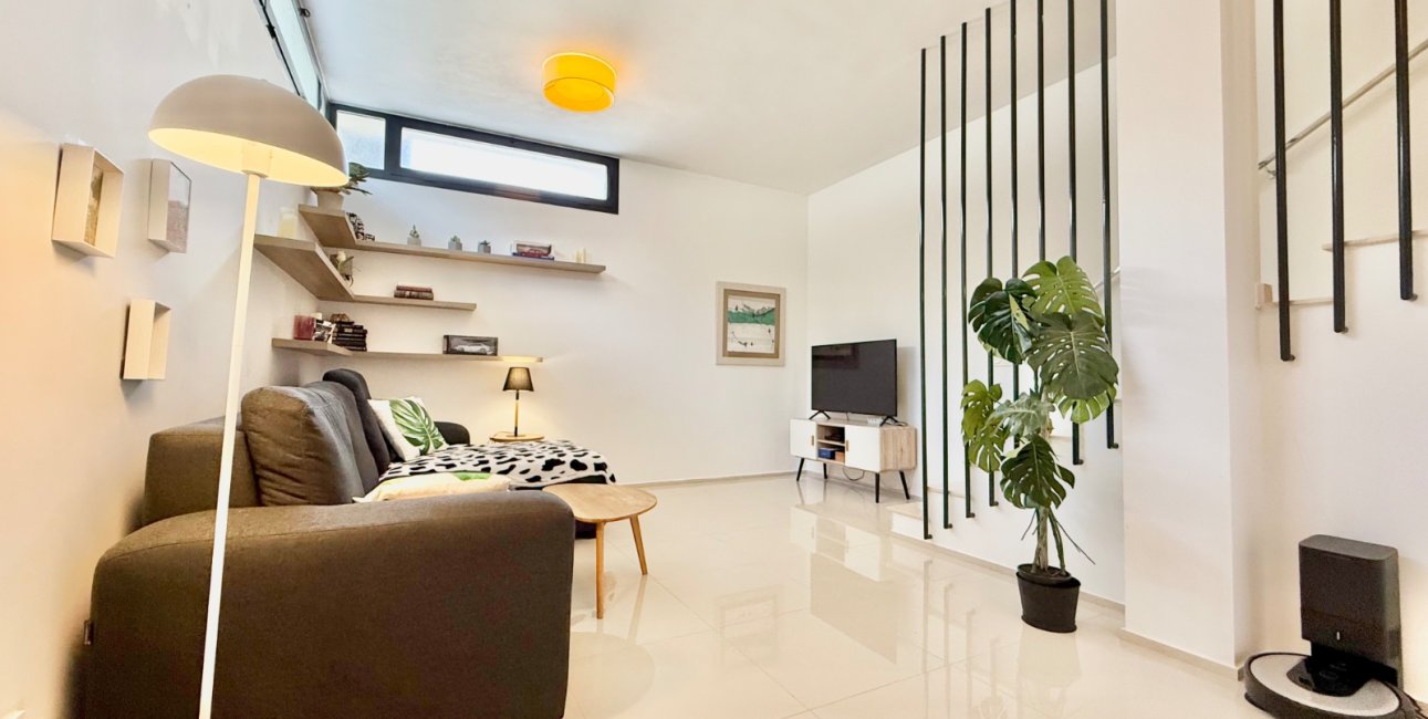 Resale - Townhouse -
Ciudad Quesada - Doña Pepa