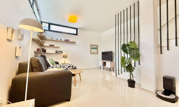 Resale - Townhouse -
Ciudad Quesada - Doña Pepa