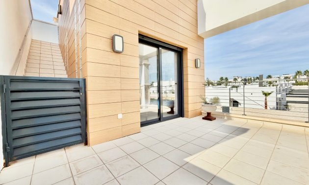 Resale - Townhouse -
Ciudad Quesada - Doña Pepa