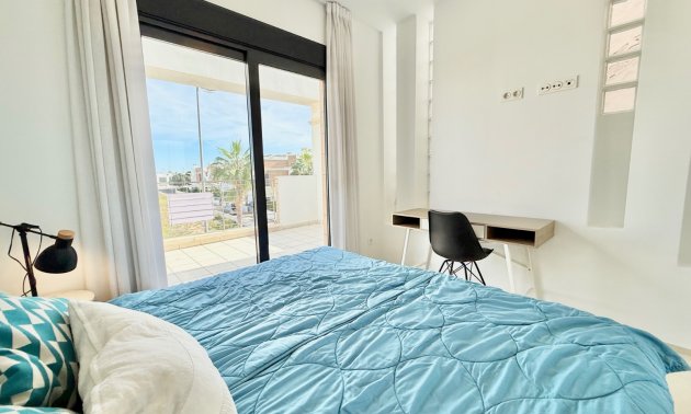 Resale - Townhouse -
Ciudad Quesada - Doña Pepa