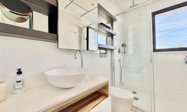 Resale - Townhouse -
Ciudad Quesada - Doña Pepa