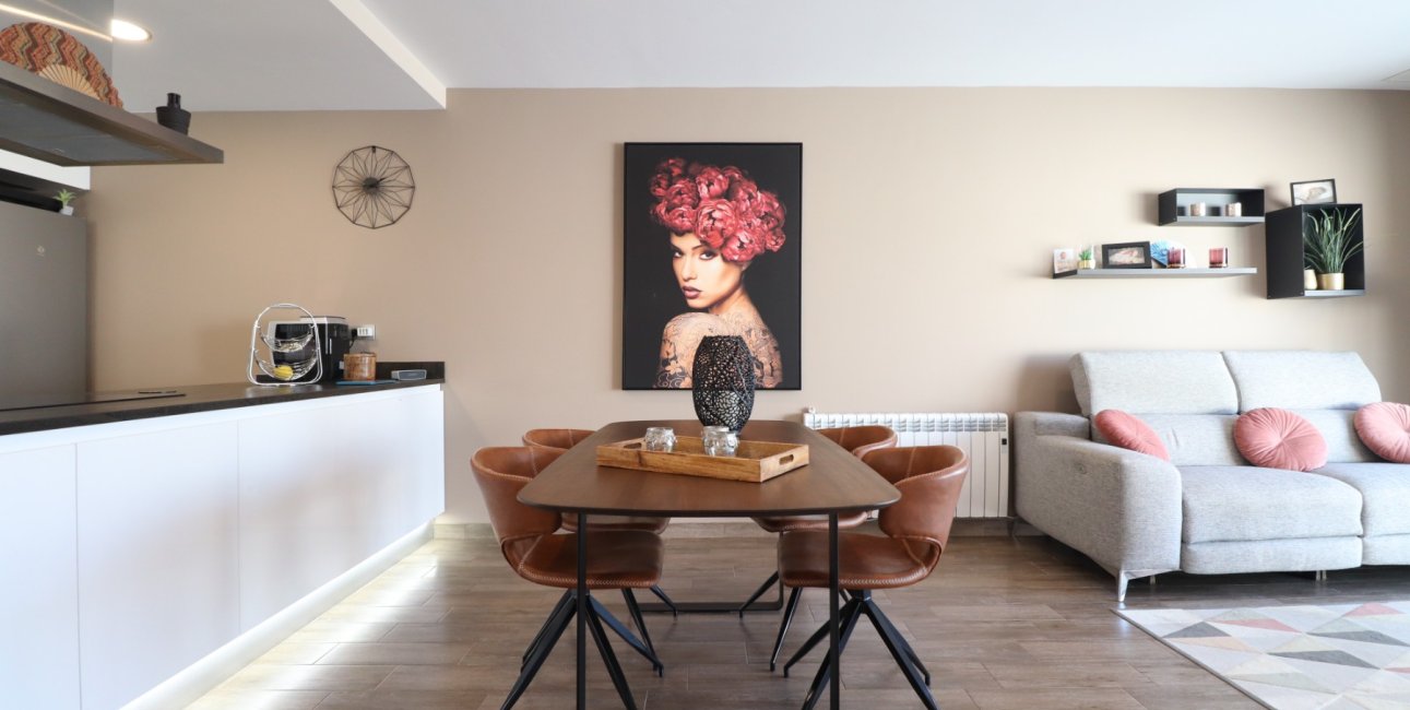 Resale - Townhouse -
Daya Vieja - Daya Vieja - Town