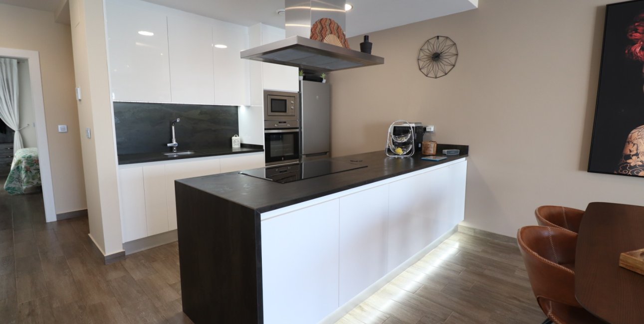 Resale - Townhouse -
Daya Vieja - Daya Vieja - Town