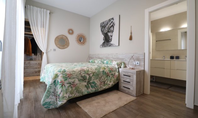 Resale - Townhouse -
Daya Vieja - Daya Vieja - Town