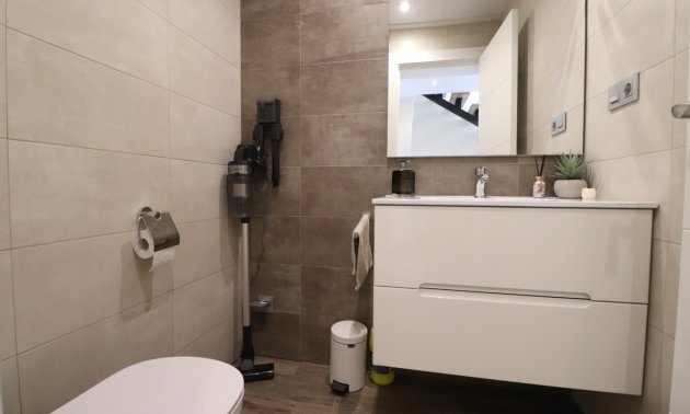 Resale - Townhouse -
Daya Vieja - Daya Vieja - Town