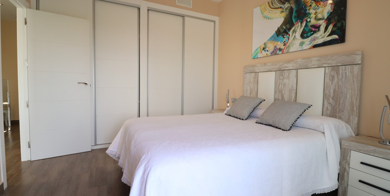 Resale - Townhouse -
Daya Vieja - Daya Vieja - Town