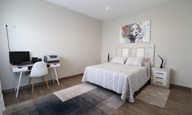 Resale - Townhouse -
Daya Vieja - Daya Vieja - Town