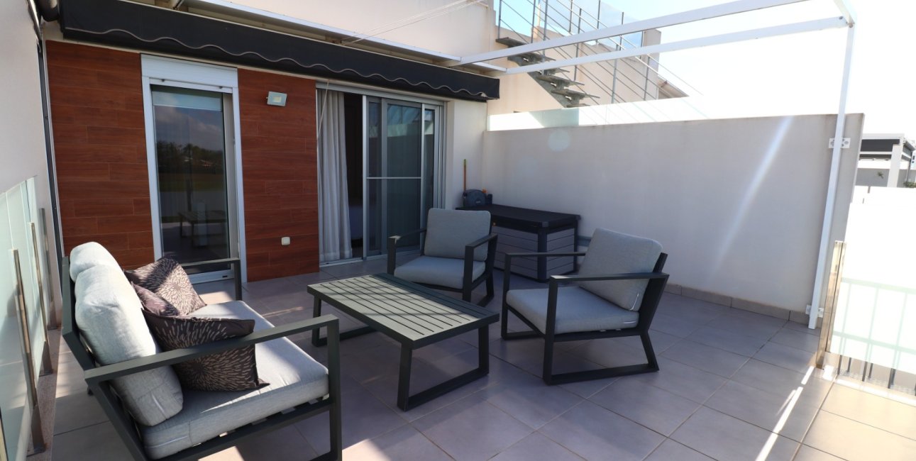 Resale - Townhouse -
Daya Vieja - Daya Vieja - Town