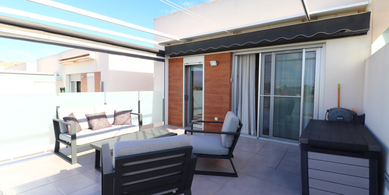 Resale - Townhouse -
Daya Vieja - Daya Vieja - Town