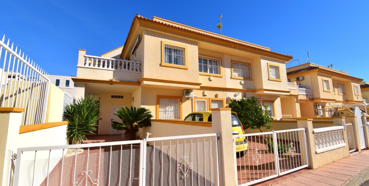 Reventa - Apartamento / piso -
Orihuela Costa - Playa Flamenca