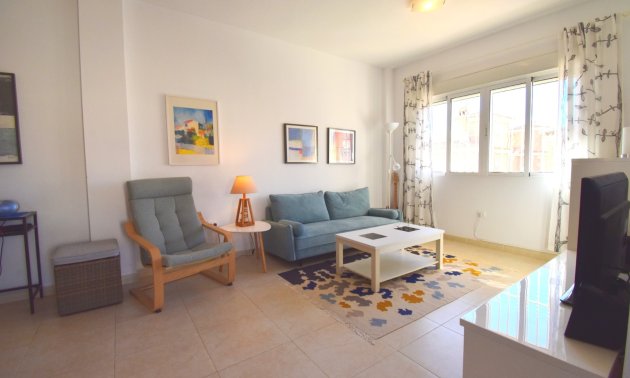 Reventa - Apartamento / piso -
Orihuela Costa - Playa Flamenca