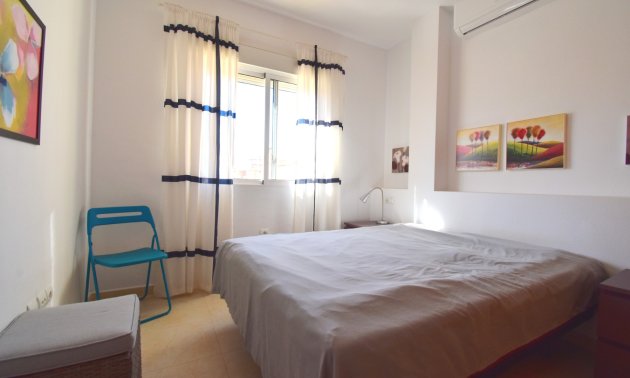 Reventa - Apartamento / piso -
Orihuela Costa - Playa Flamenca