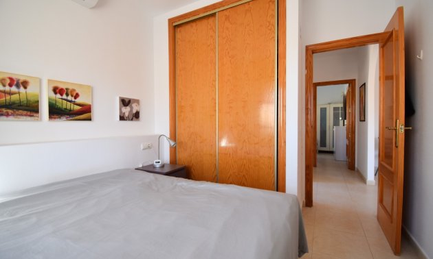 Reventa - Apartamento / piso -
Orihuela Costa - Playa Flamenca