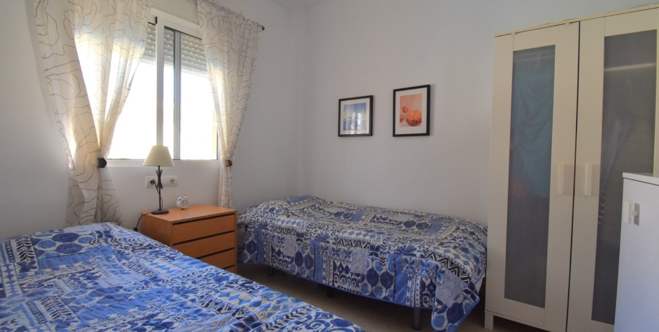 Reventa - Apartamento / piso -
Orihuela Costa - Playa Flamenca