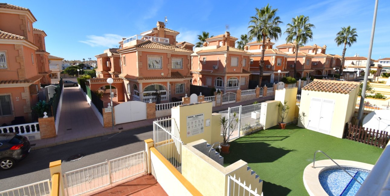 Reventa - Apartamento / piso -
Orihuela Costa - Playa Flamenca